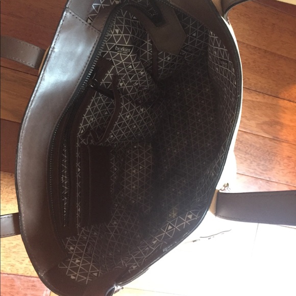 Colorblocked tote - Picture 3 of 7